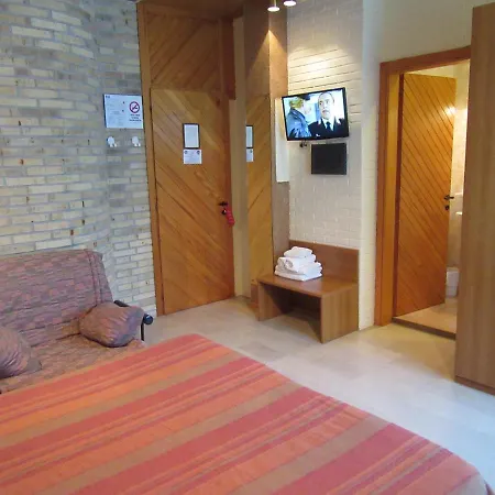 Nuova Graziosa فندق لينانو سابيادورو