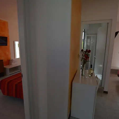 Nuova Graziosa 3* لينانو سابيادورو