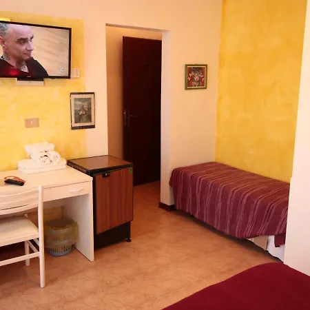 Nuova Graziosa فندق لينانو سابيادورو