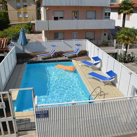 Nuova Graziosa 3* لينانو سابيادورو